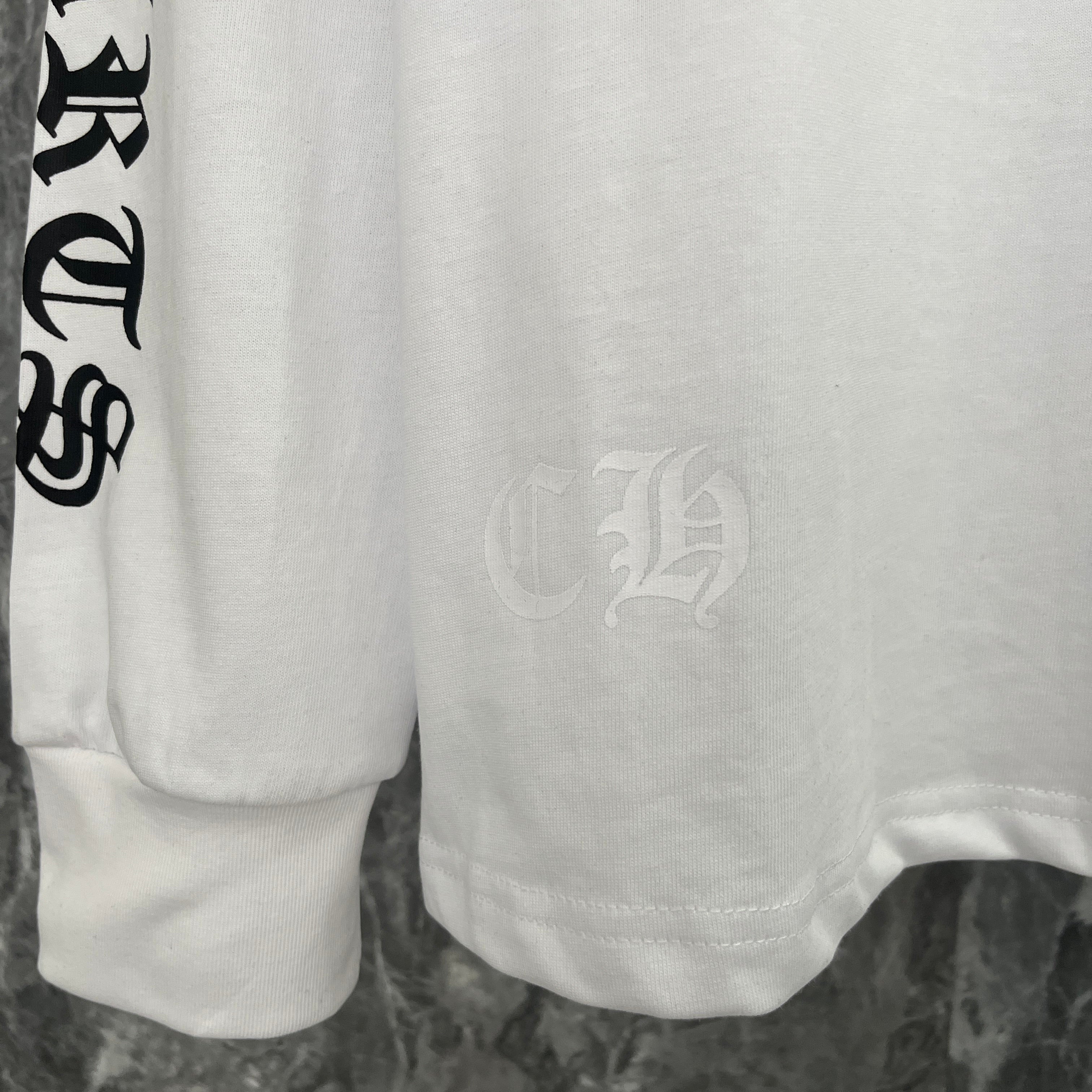 Chrome Hearts Men's Long-Sleeve T-shirt Sweatshirt K8021