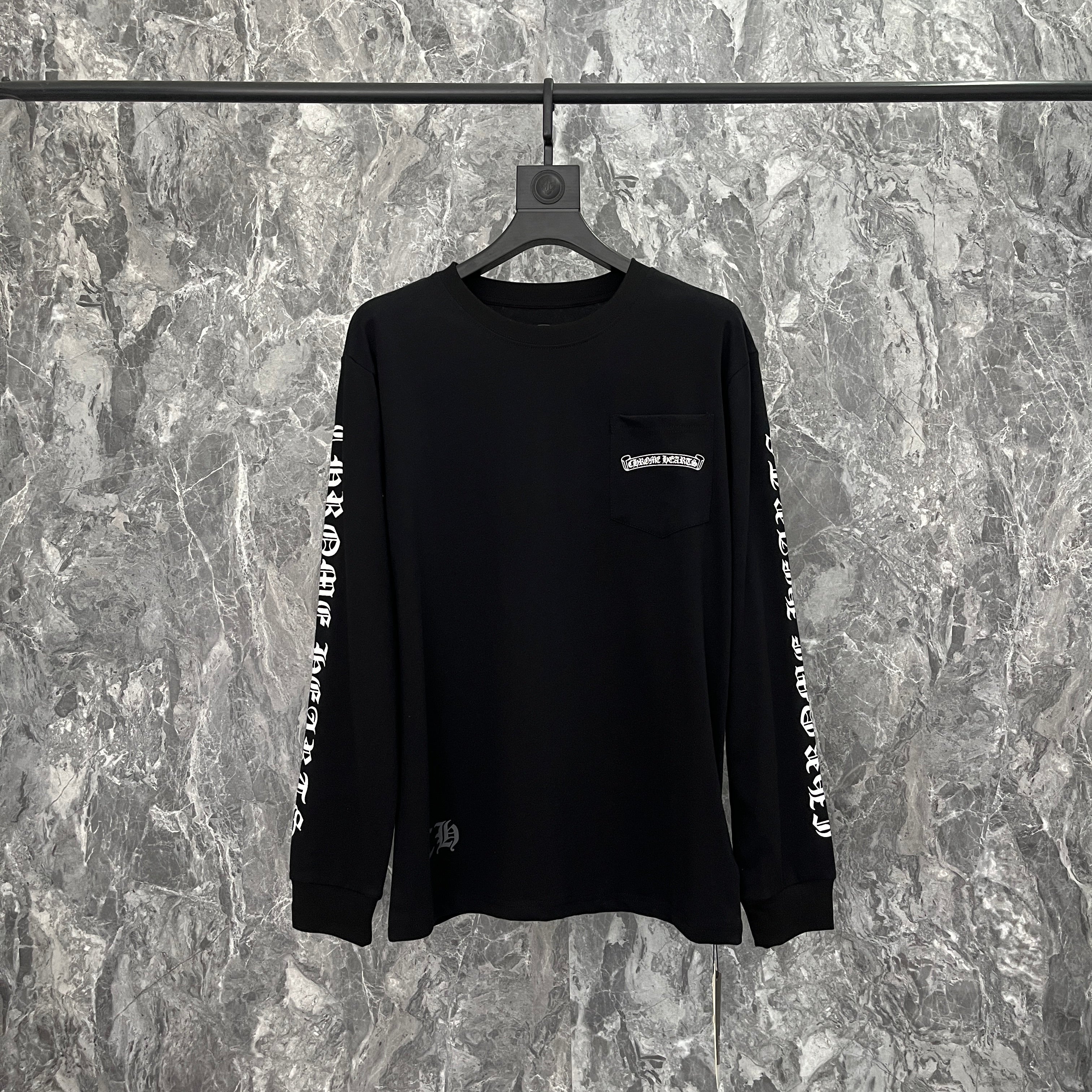 Chrome Hearts Men's Long-Sleeve T-shirt Sweatshirt K8021