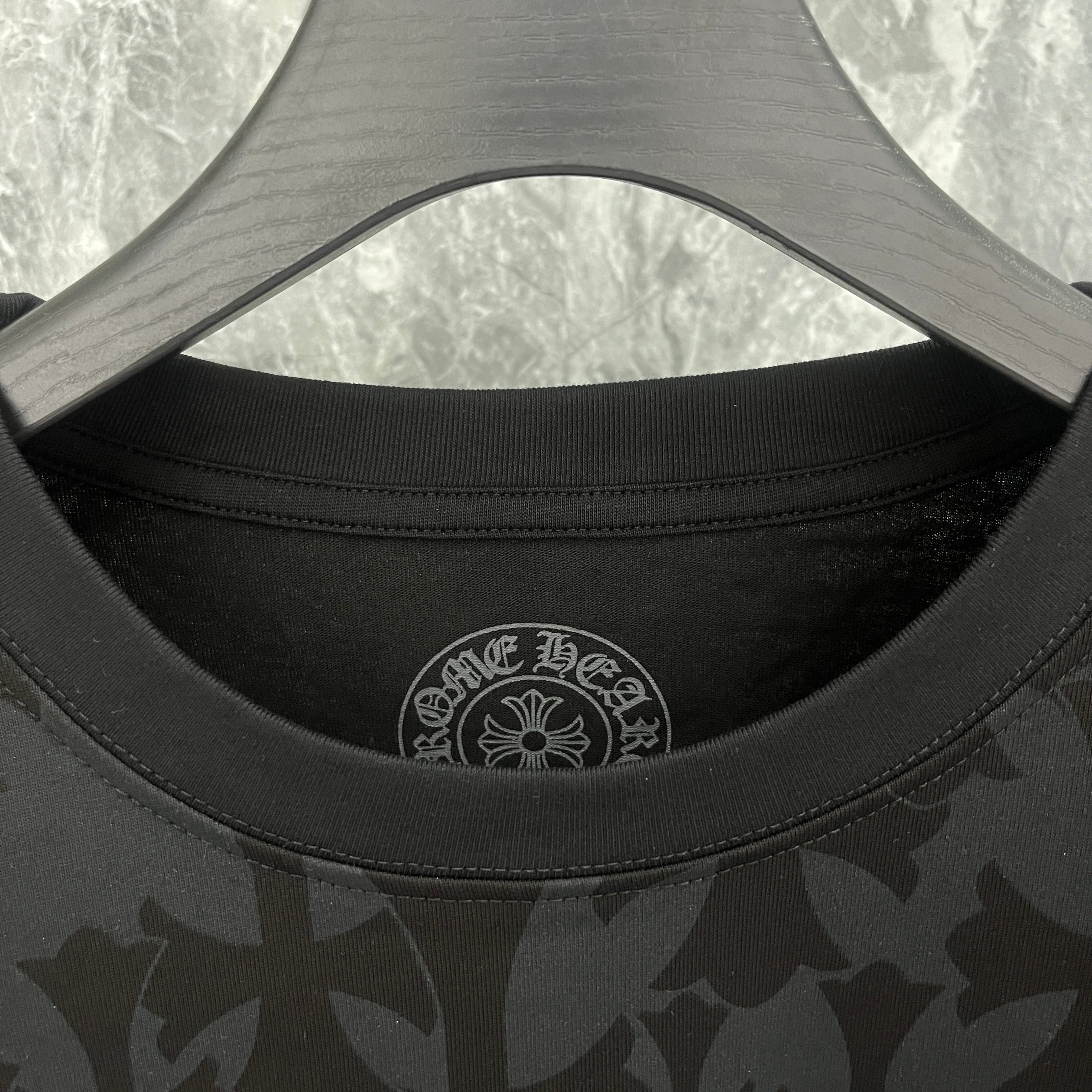 Chrome Hearts Men's Long-Sleeve T-shirt Sweatshirt K9019